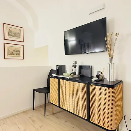 Suity I De Coccio Daire *