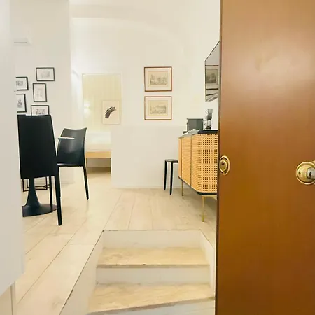 Suity I De Coccio Daire